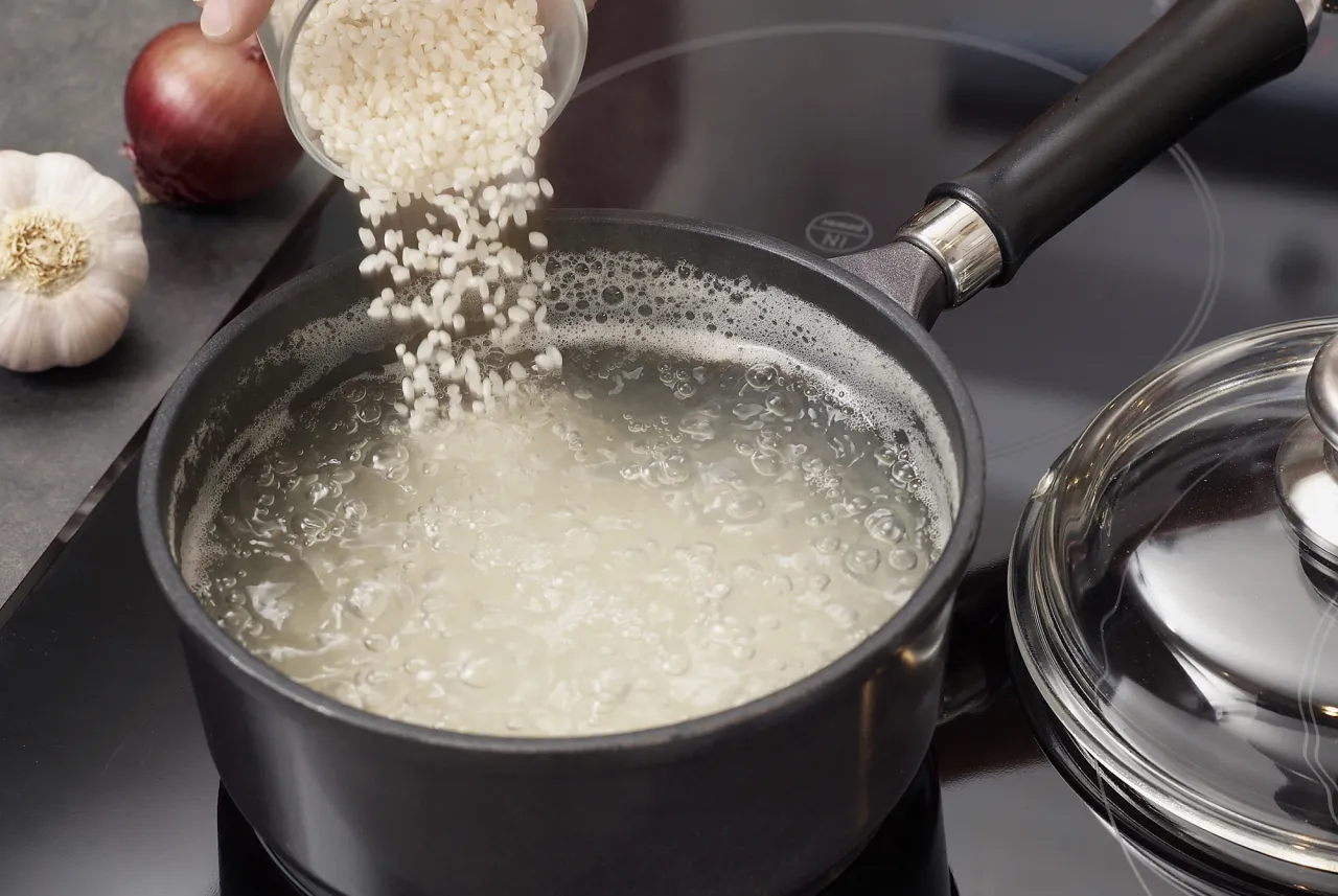 Zdjęcie Ryż do sushi jak z restauracji? Poznaj sekret idealnego shari