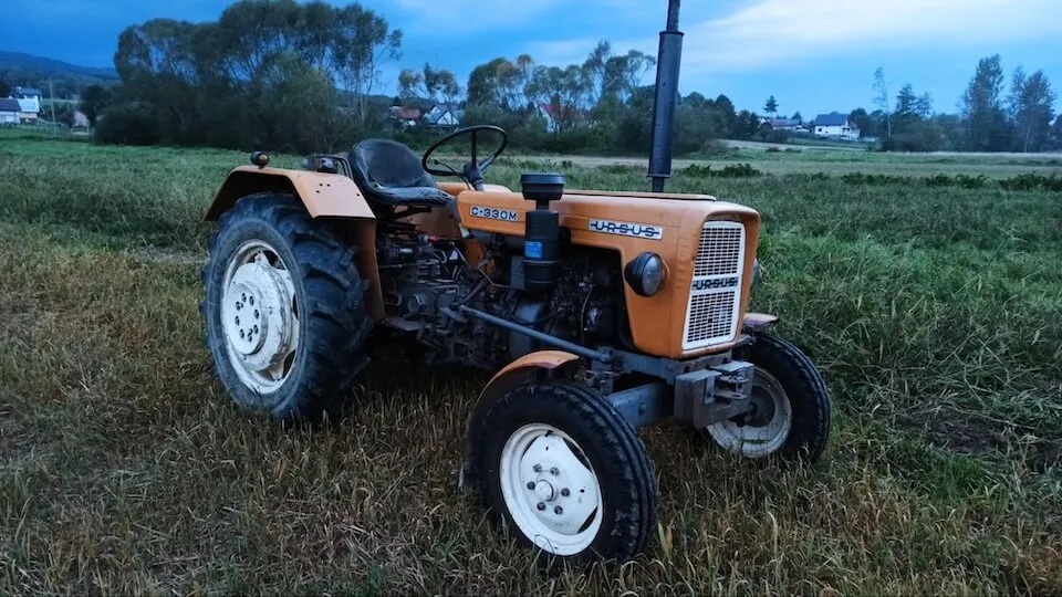 Zdjęcie Jak podłączyć alternator w C-330 - prosty schemat i porady