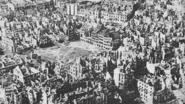 Zdjęcie Polska 1945 - przełomowy rok w historii narodu - skutki i wydarzenia
