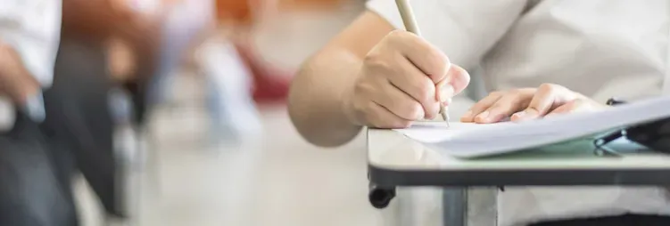 Zdjęcie Jak napisać dobrą rozprawkę maturalną i uniknąć najczęstszych błędów