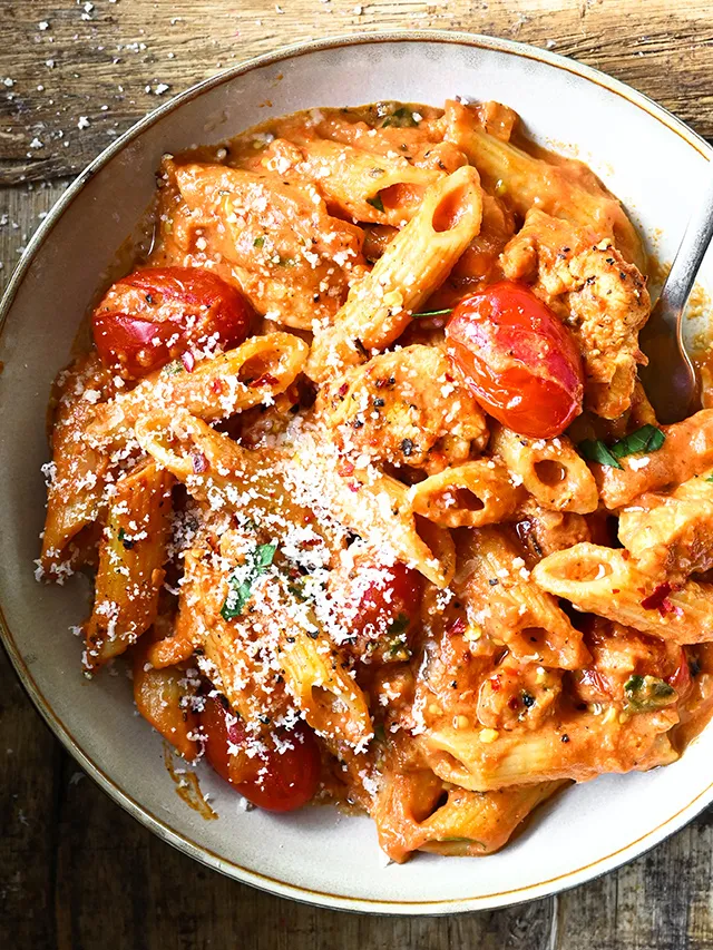 Zdjęcie Penne arrabiata z kurczakiem – idealny przepis na pikantne danie