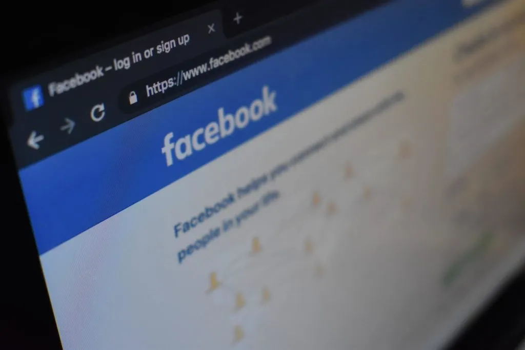 Zdjęcie Jak korzystać z Facebooka: proste kroki, porady i rozwiązania problemów