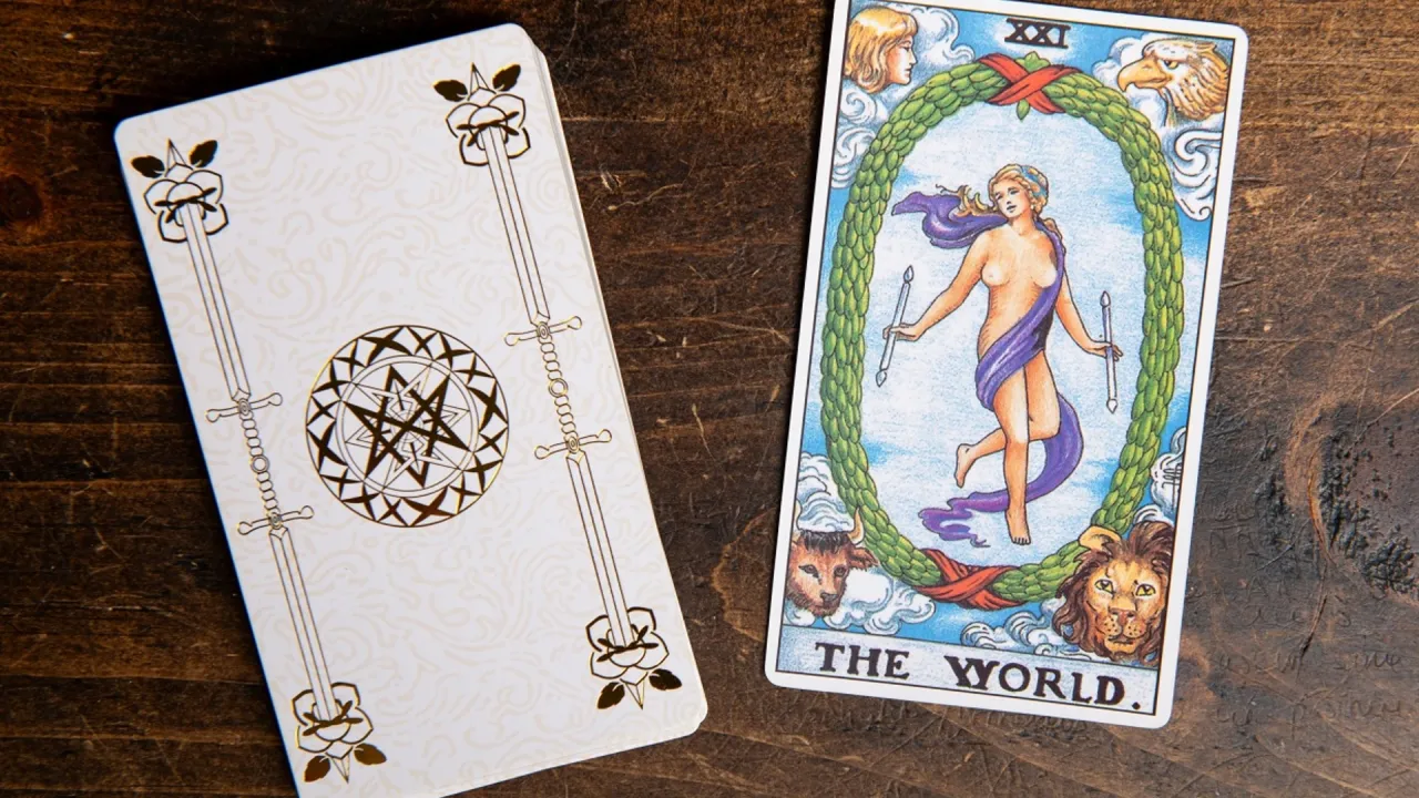 Zdjęcie Znaczenie kart tarot: Odkryj tajemnice i interpretacje, które zmieniają życie