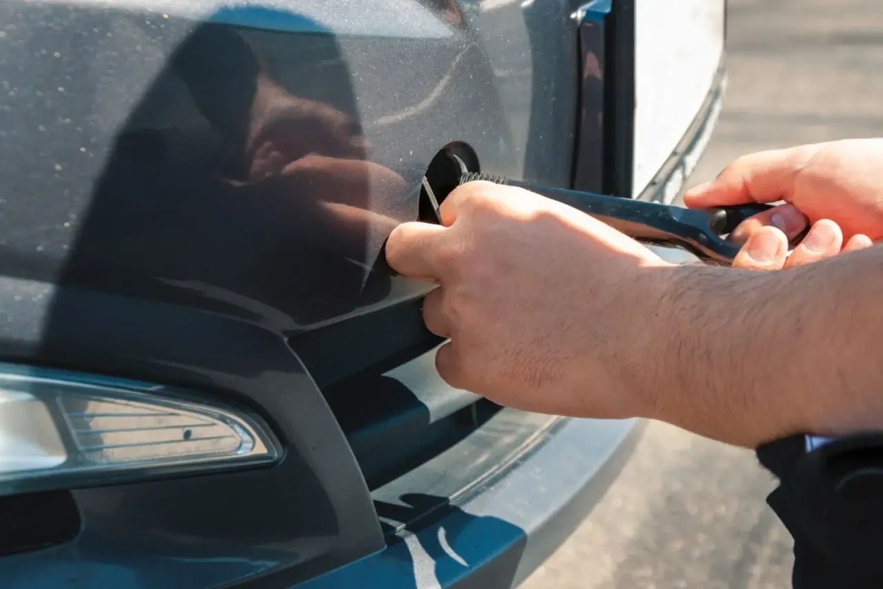 Zdjęcie Czy automatem można holować inne auto? Oto, czego musisz unikać