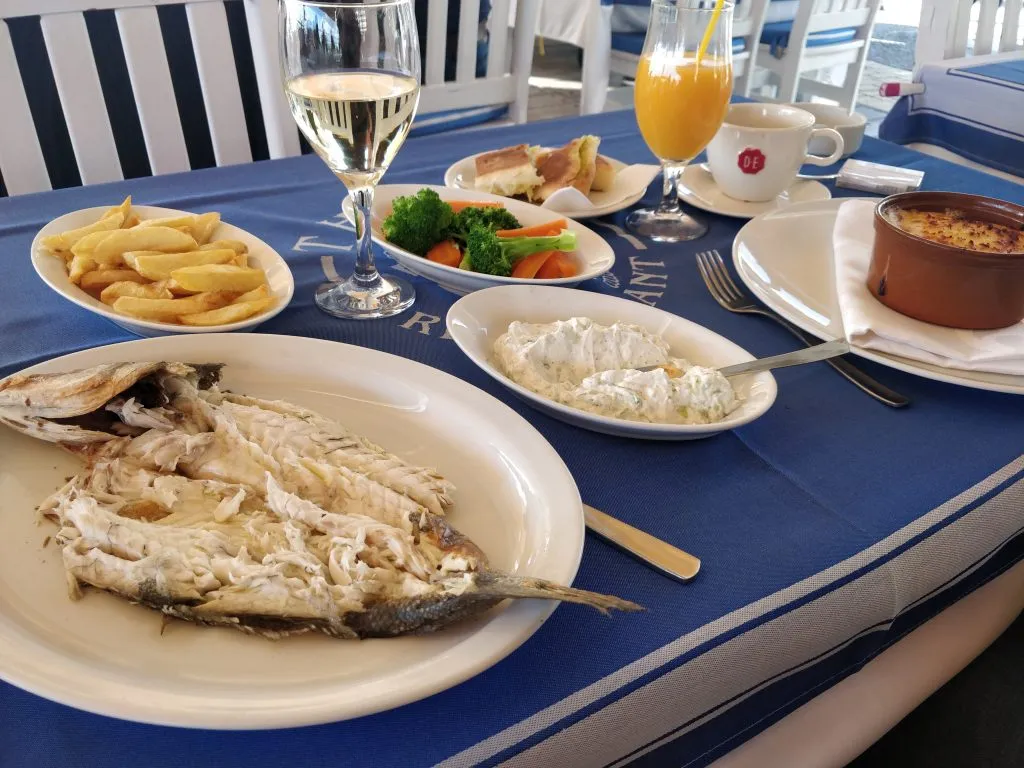 Zdjęcie Larnaka gdzie zjeść: najlepsze restauracje i ukryte skarby kulinarne
