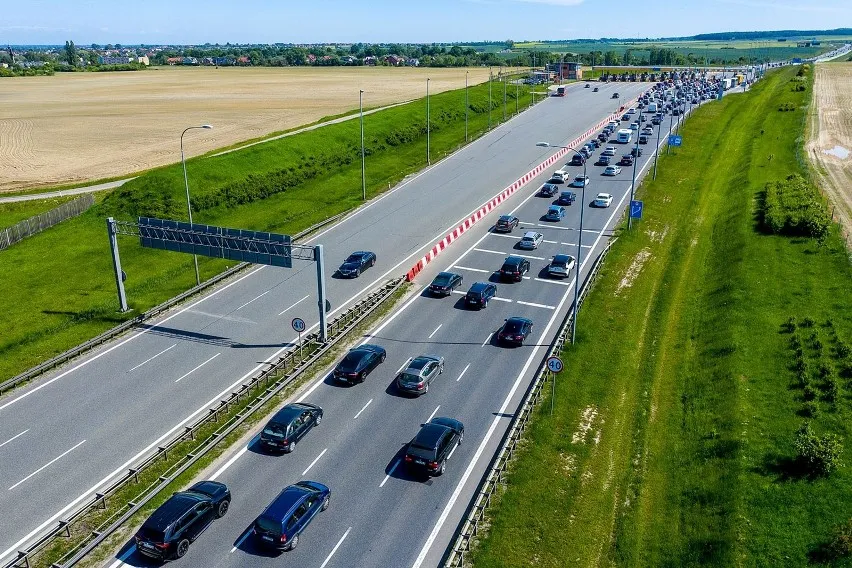 Zdjęcie Czy na autostradzie A1 trzeba mieć e-toll? Sprawdź obowiązki i konsekwencje