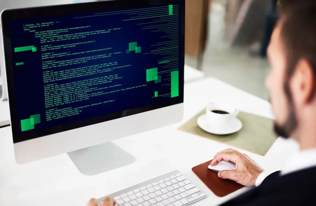 Zdjęcie Jak wejść w HTML strony i odkryć sekrety kodu źródłowego?