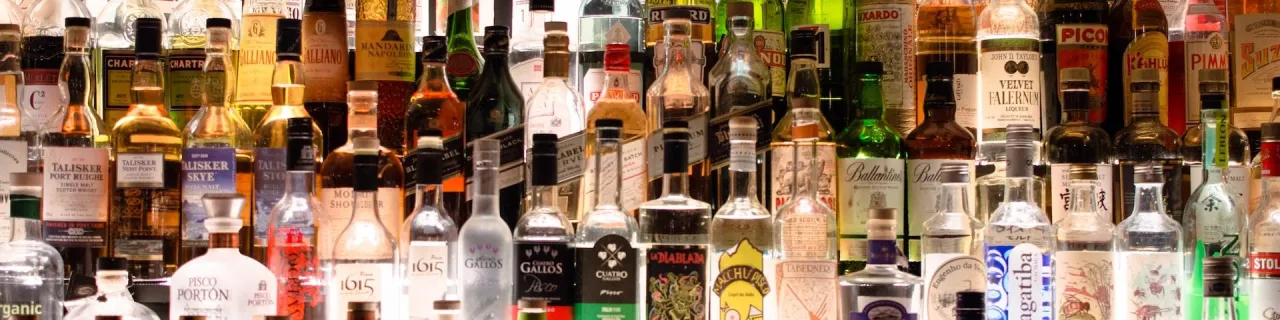 Zdjęcie Ile kalorii ma setka wódki? Sprawdź, co musisz wiedzieć o alkoholu