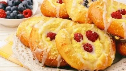 Zdjęcie Proste i pyszne słodkości z drożdży – sprawdzone przepisy i porady