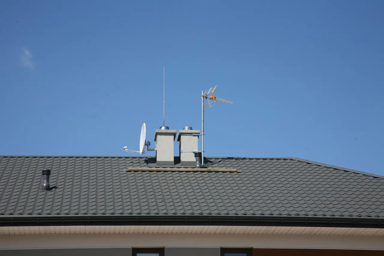 Zdjęcie Co ile czyścić komin, aby uniknąć niebezpieczeństw i kosztów?