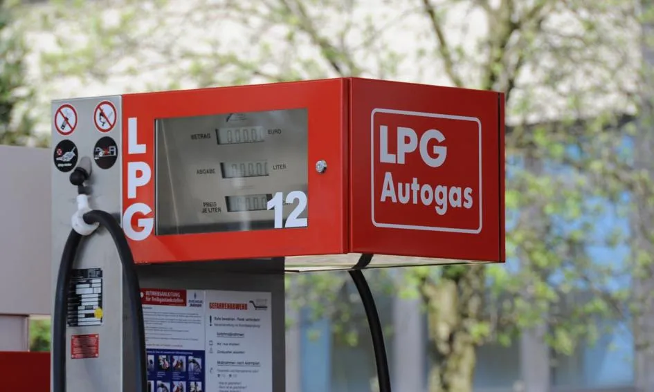 Zdjęcie Ile kosztuje LPG w Polsce? Sprawdź najnowsze ceny i różnice regionalne