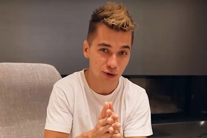 Zdjęcie Ile lat ma Karol Friz Wiśniewski? Zaskakujące fakty o jego życiu