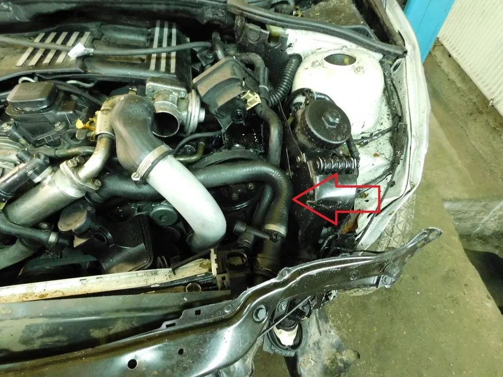 Zdjęcie Gdzie jest czujnik temperatury silnika BMW E46? Znajdź go łatwo!