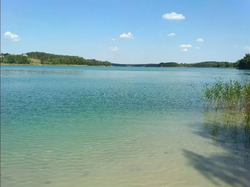 Zdjęcie Jezioro Budzisławskie: tajemnice, atrakcje i niezwykłe widoki