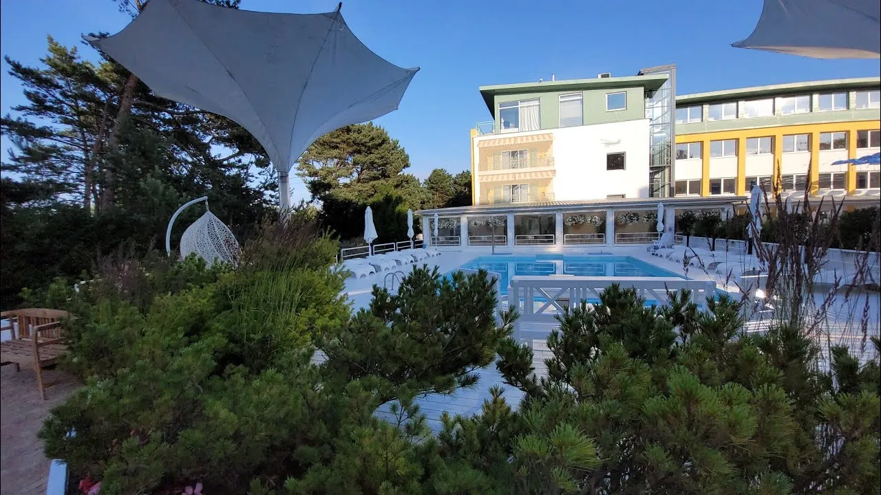Zdjęcie Hotel Bryza – ile ma lat i jak zmieniał się przez lata?