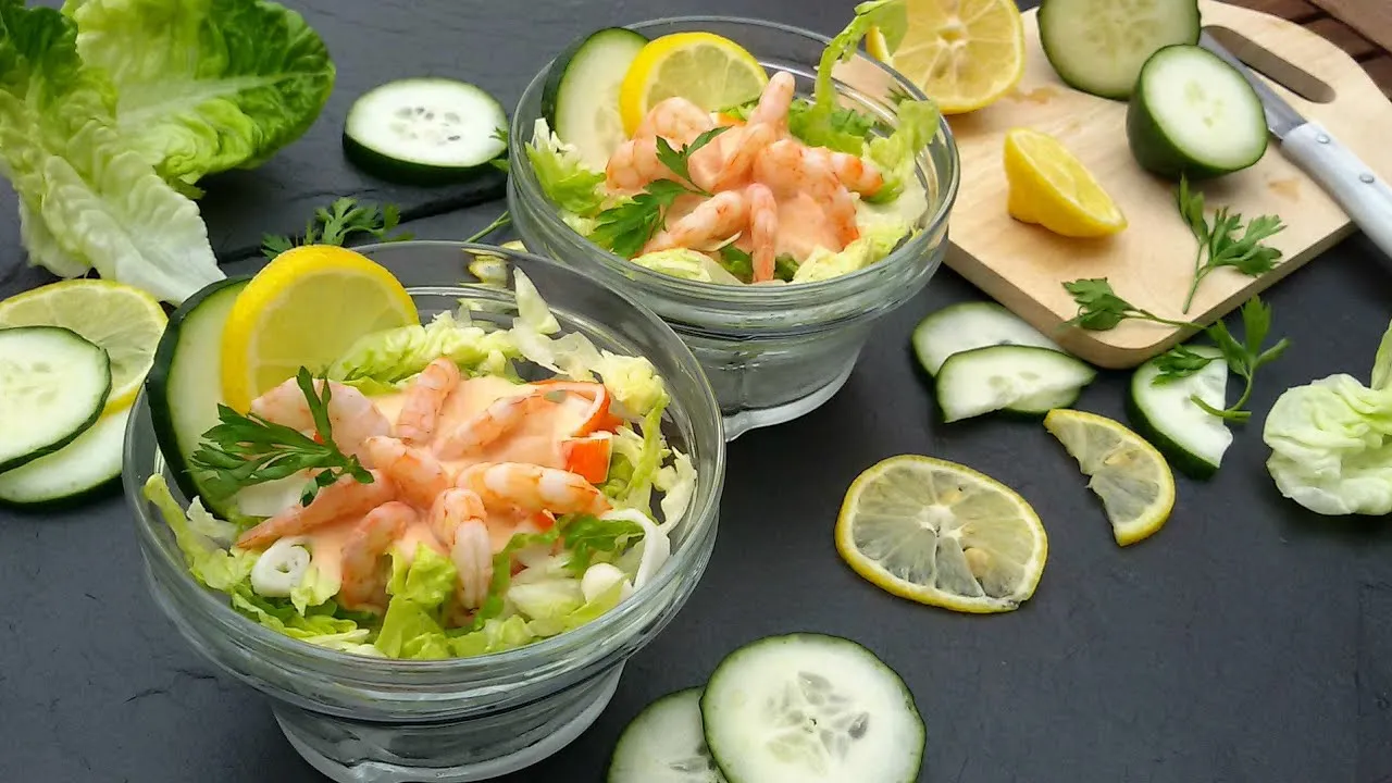 Zdjęcie Cómo se prepara un cóctel de gambas fácil y delicioso en casa