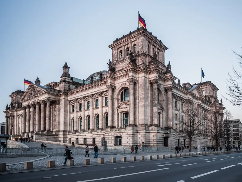 Zdjęcie 10 Niezwykłych Atrakcji Zimowych w Berlinie: Magiczna Podróż