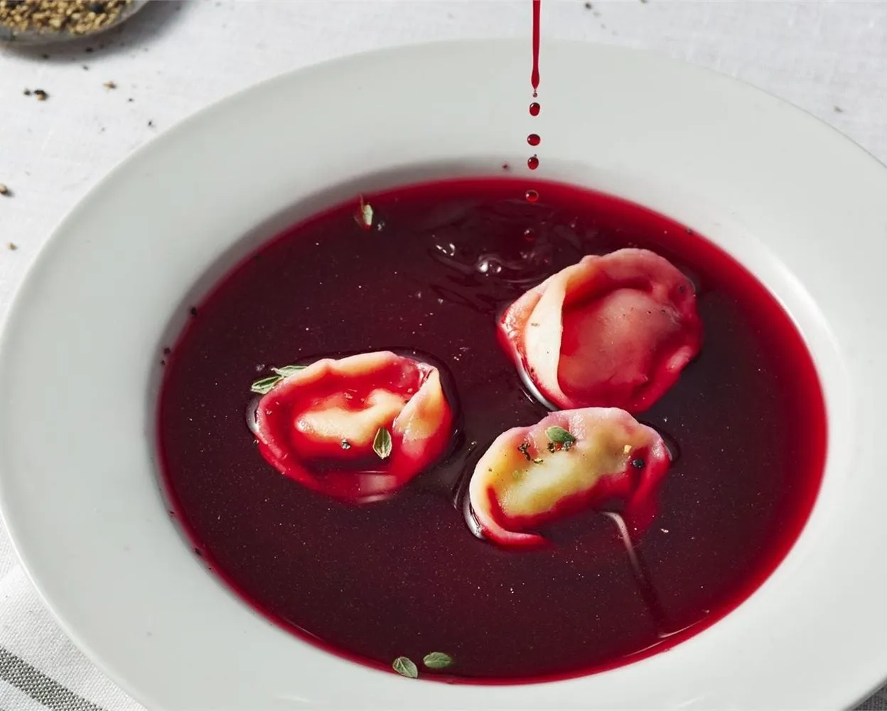 Zdjęcie Jaką zupę na Wigilię wybrać? Odkryj tradycyjne przepisy i smaki