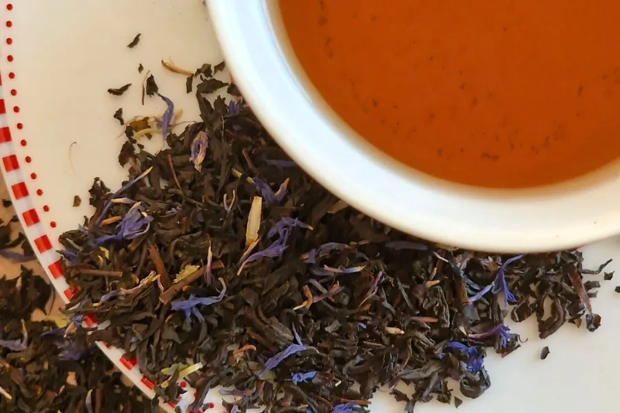 Zdjęcie Ile kofeiny ma herbata owocowa? Odkryj, dlaczego jest bezpieczna dla Ciebie