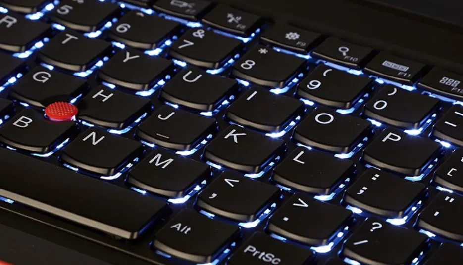 Zdjęcie Jak włączyć podświetlenie klawiatury ThinkPad w prosty sposób i z łatwością