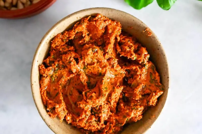 Zdjęcie Pesto rouge maison : les ingrédients secrets pour un goût parfait