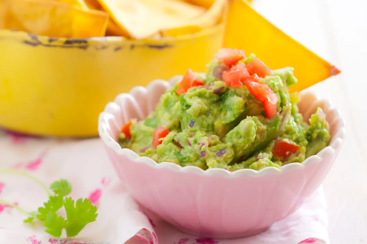 Zdjęcie Jak smakuje guacamole? Odkryj jego kremowy, maślany sekret!