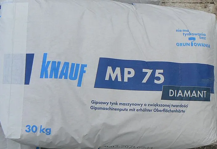 Zdjęcie Ile schnie tynk gipsowy Knauf Diamant? Poznaj kluczowe czynniki