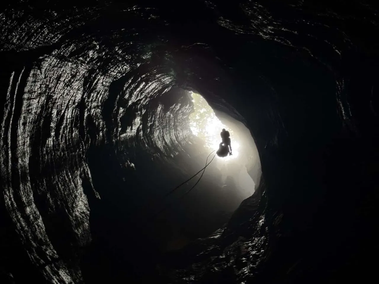 Zdjęcie Descenso al S&oacute;tano N&eacute;stor Veracruz: &iquest;Listo para 130 metros?