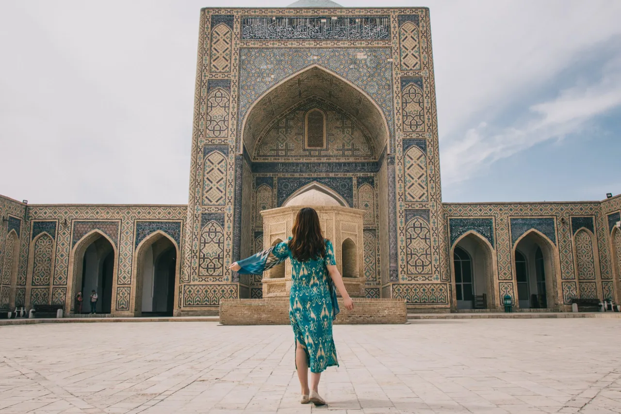 Zdjęcie Czy Uzbekistan jest bezpieczny? Fakty, zagrożenia i porady dla podróżujących