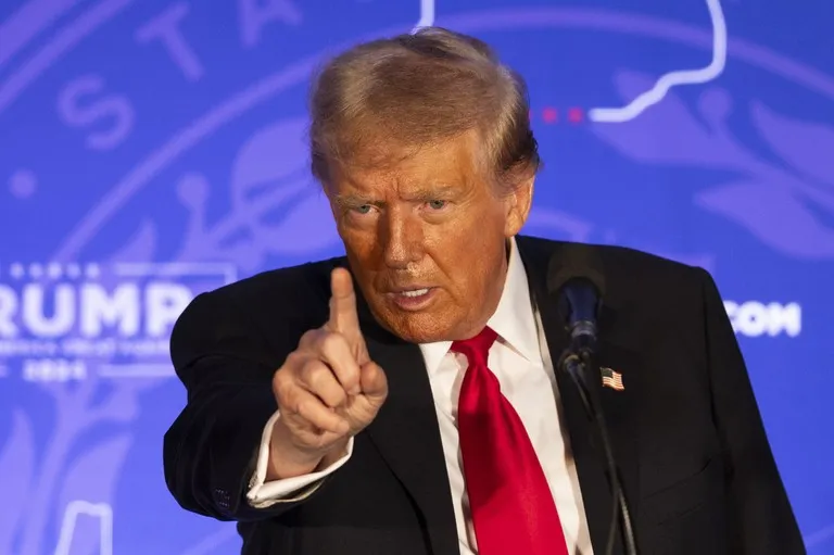 Zdjęcie Trump grozi sojusznikom z NATO. Zachęcałby Rosję do ataku. Nie będzie ich chronił.
