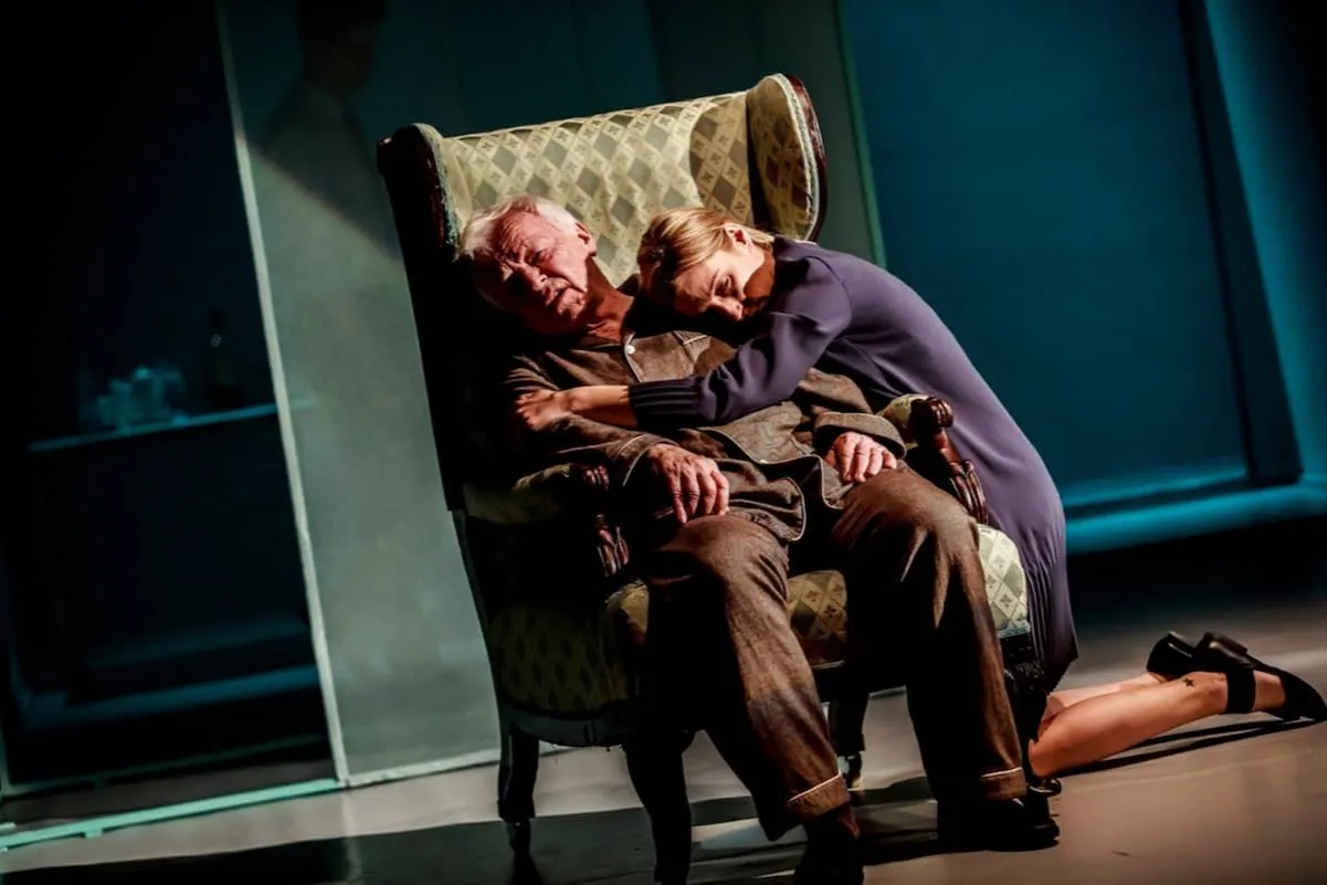 Zdjęcie Na co do teatru w Warszawie? Odkryj najlepsze spektakle i bilety