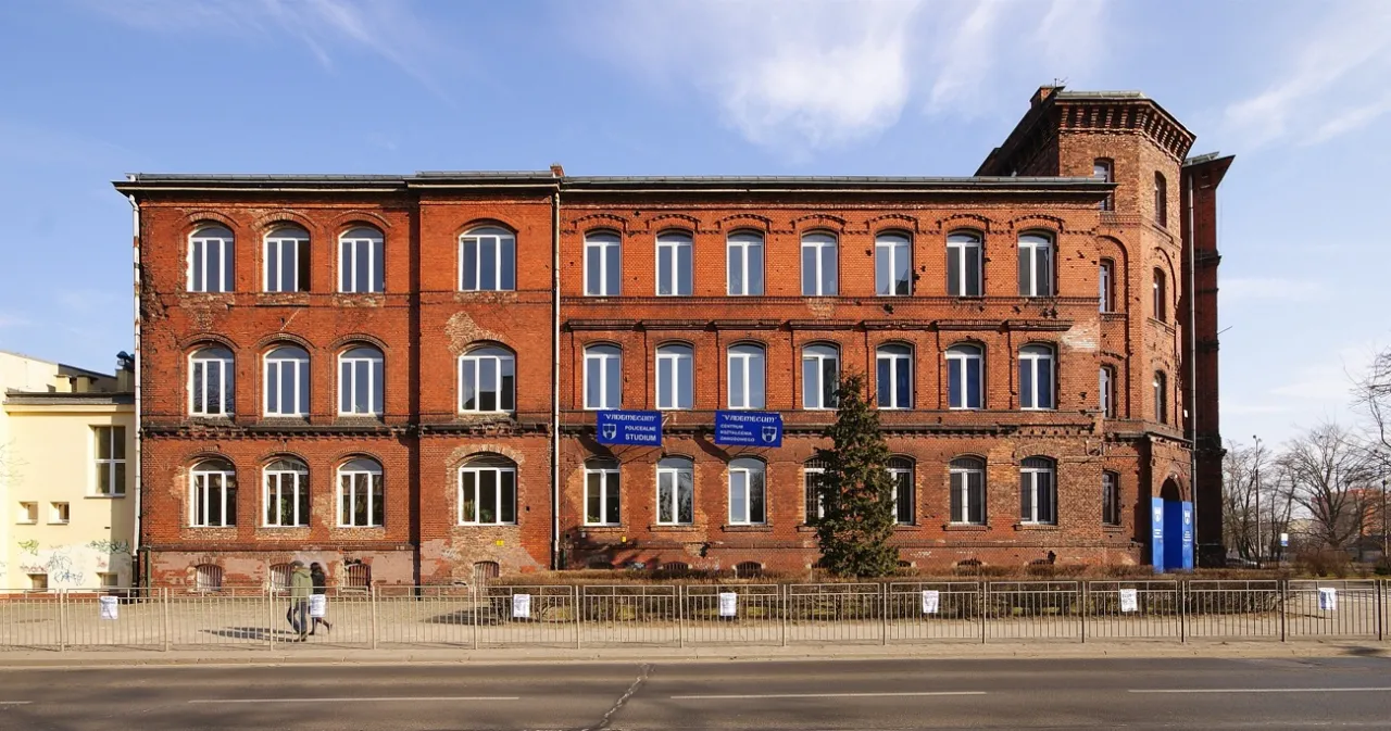 Zdjęcie Liceum służb mundurowych Wrocław - ile punktów potrzeba na przyjęcie?