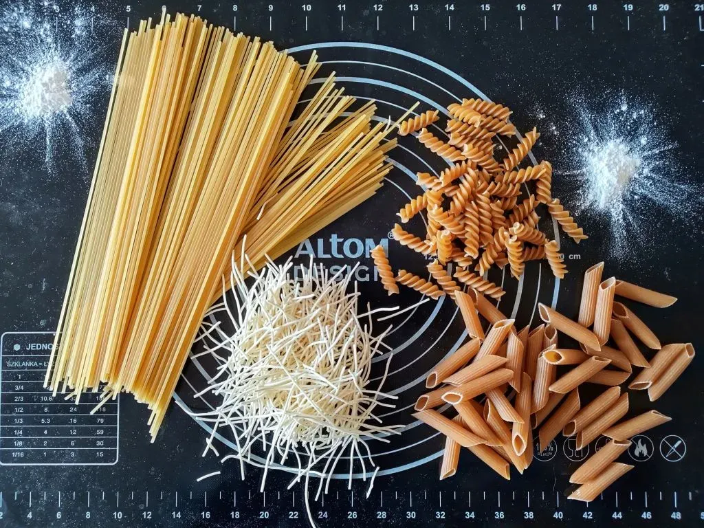 Zdjęcie Kto wynalazł makaron? Nie Marco Polo! Poznaj 4000 lat historii