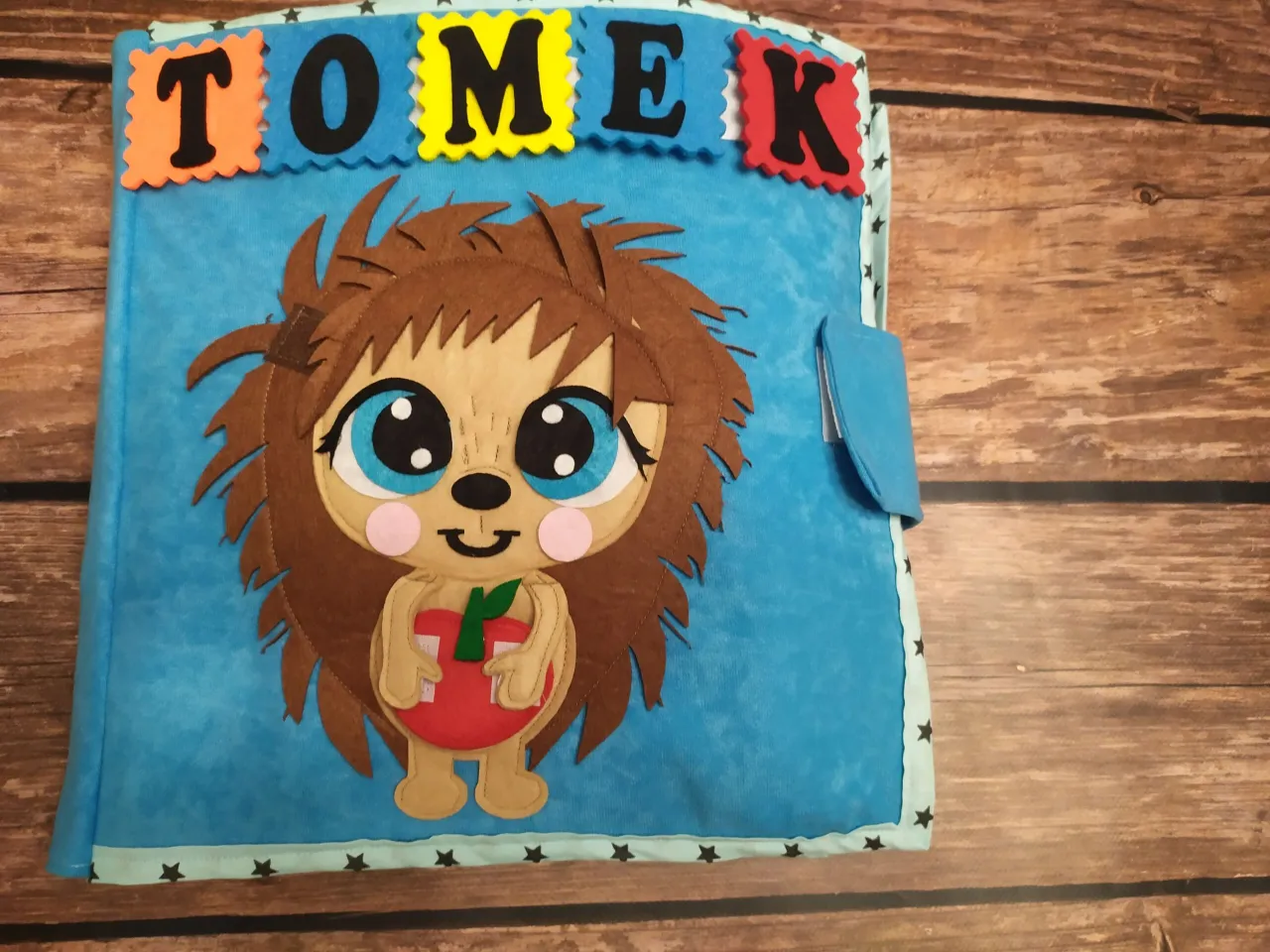 Zdjęcie Personalizowana książeczka sensoryczna: magiczny świat rozwoju twojego dziecka