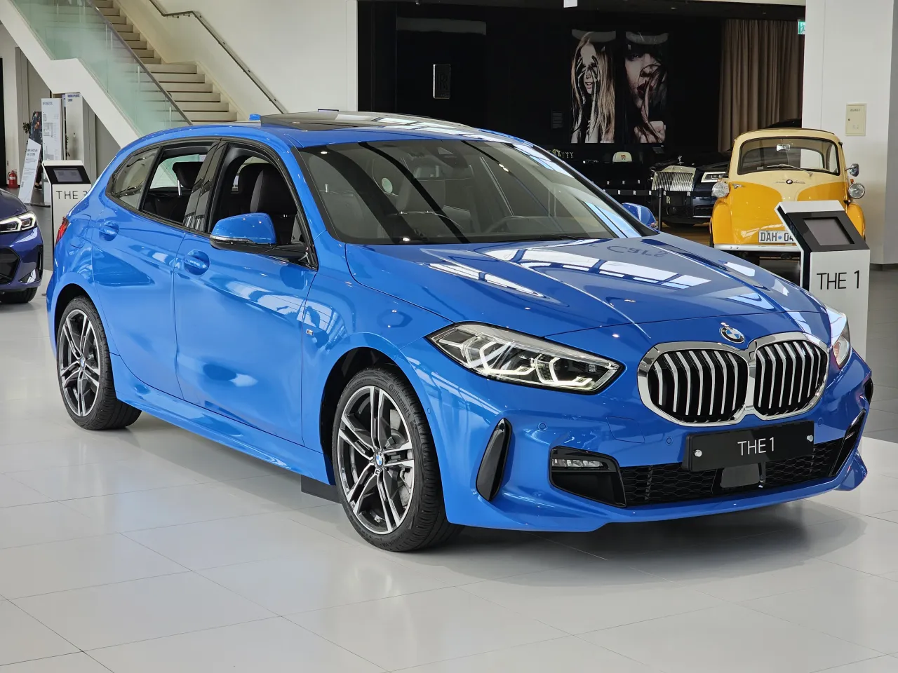 Zdjęcie BMW 1 20i - szczegółowe informacje, opinie i porównania modeli