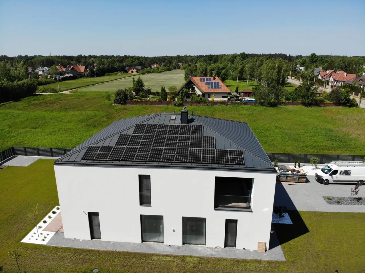 Zdjęcie Fotowoltaika z magazynem energii – czy to opłacalna inwestycja dla Ciebie?