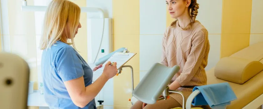 Zdjęcie Czy przed wizytą u ginekologa należy się golić? Oto prawda, którą musisz znać