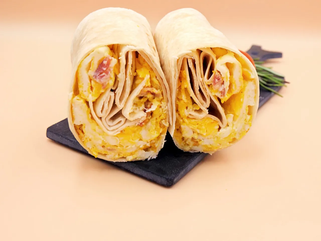 Zdjęcie Jak zrobić fit burrito - prosty przepis na zdrową wersję meksykańskiego dania