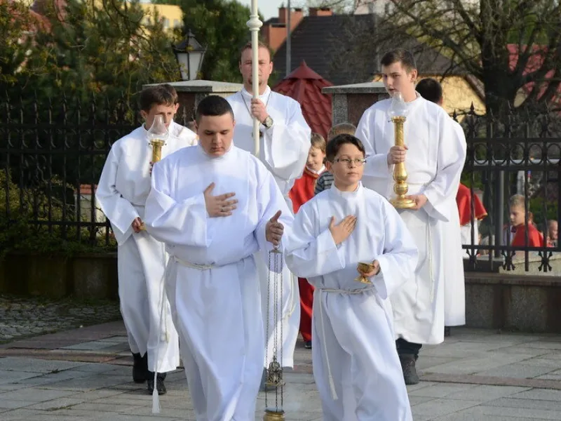 Zdjęcie Czym jest czuwanie w kościele? Znaczenie, przebieg i praktyczne porady