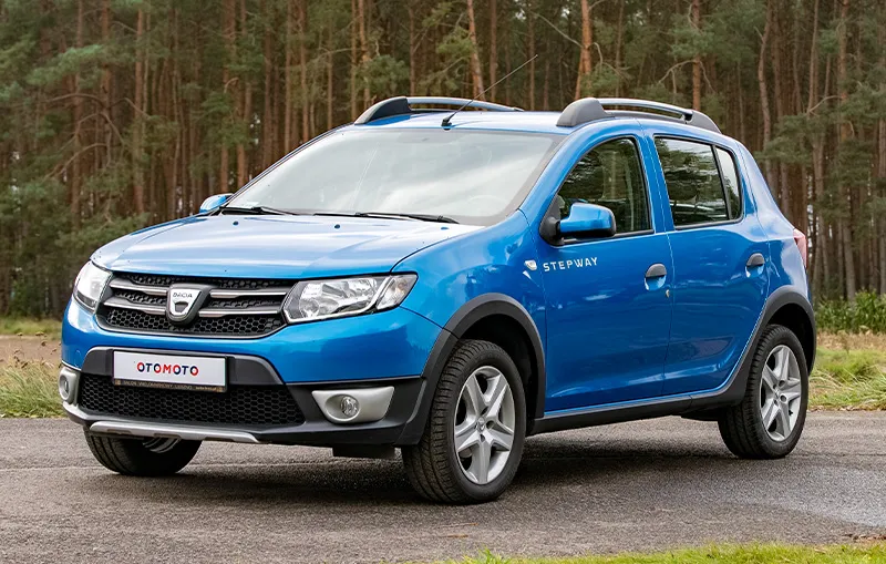 Zdjęcie Dacia Sandero jaki silnik wybrać - porównanie opcji dla oszczędności