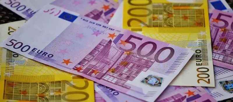 Zdjęcie Ile zarabia opiekunka osób starszych we Włoszech? Zaskakujące fakty!