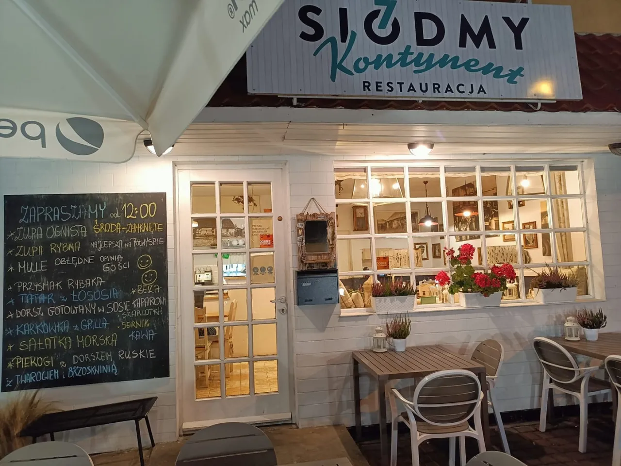 Zdjęcie Gdzie zjeść w Jastarni? Odkryj najlepsze restauracje i smaki