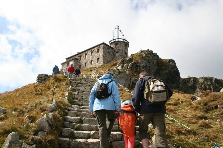 Zdjęcie Ile kosztuje wejście na Giewont? Ceny biletów i ważne informacje