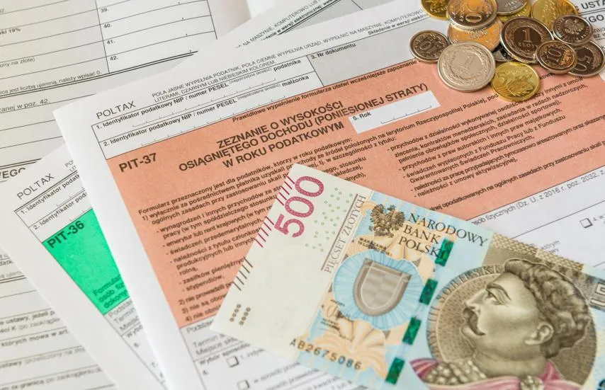 Zdjęcie Ile można zarobić rocznie bez podatku? Sprawdź, jak uniknąć opodatkowania