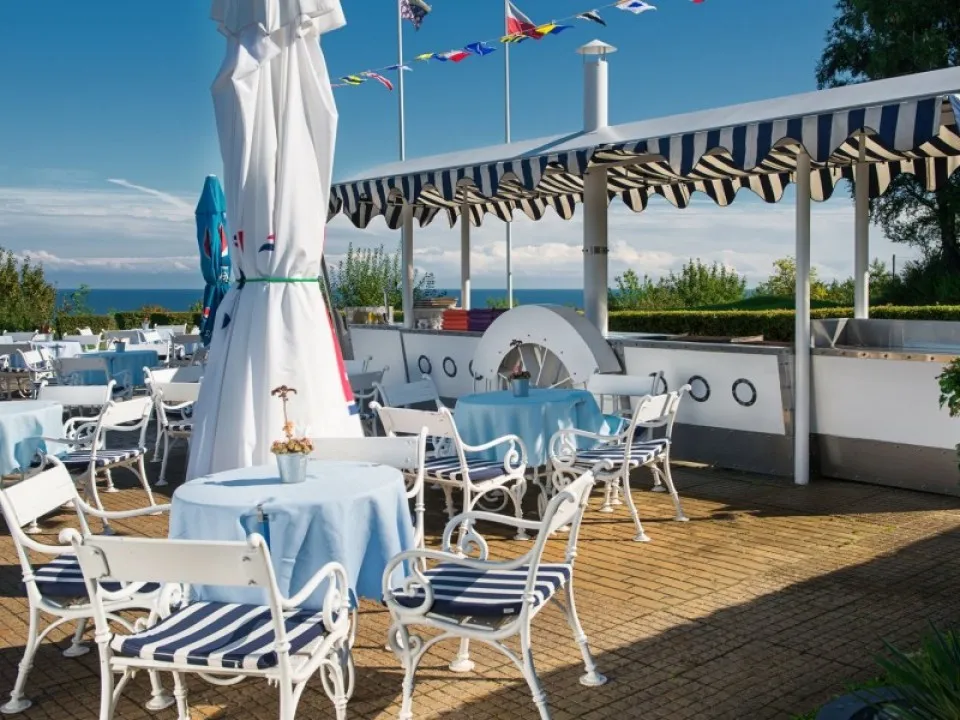 Zdjęcie Gdzie zjeść w Jastrzębiej Górze? Najlepsze restauracje, które musisz znać