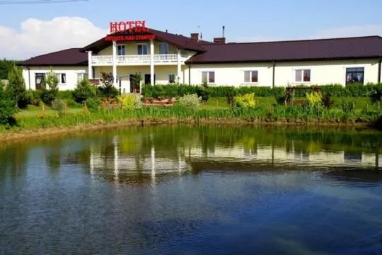 Zdjęcie Dworek nad Stawem Ostrów Mazowiecka - idealne miejsce na eventy i wypoczynek