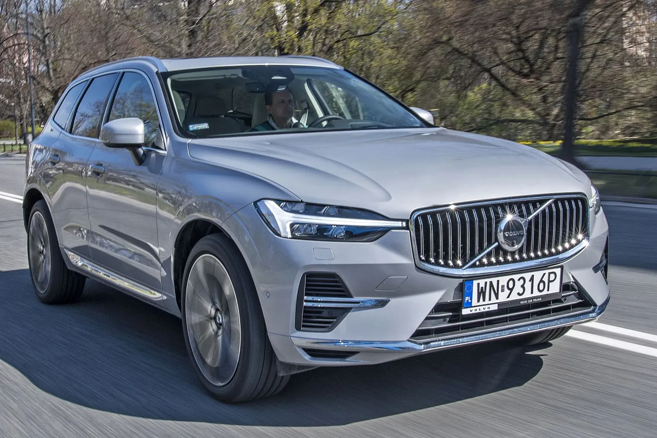 Zdjęcie Volvo XC60 jaki silnik wybrać - porównanie opcji i opinie użytkowników