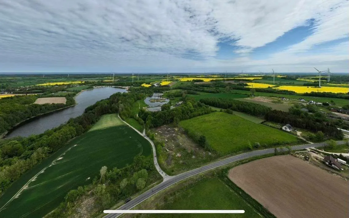 Zdjęcie Atrakcyjne działki nad jeziorem w Zachodniopomorskiem - idealne na inwestycję
