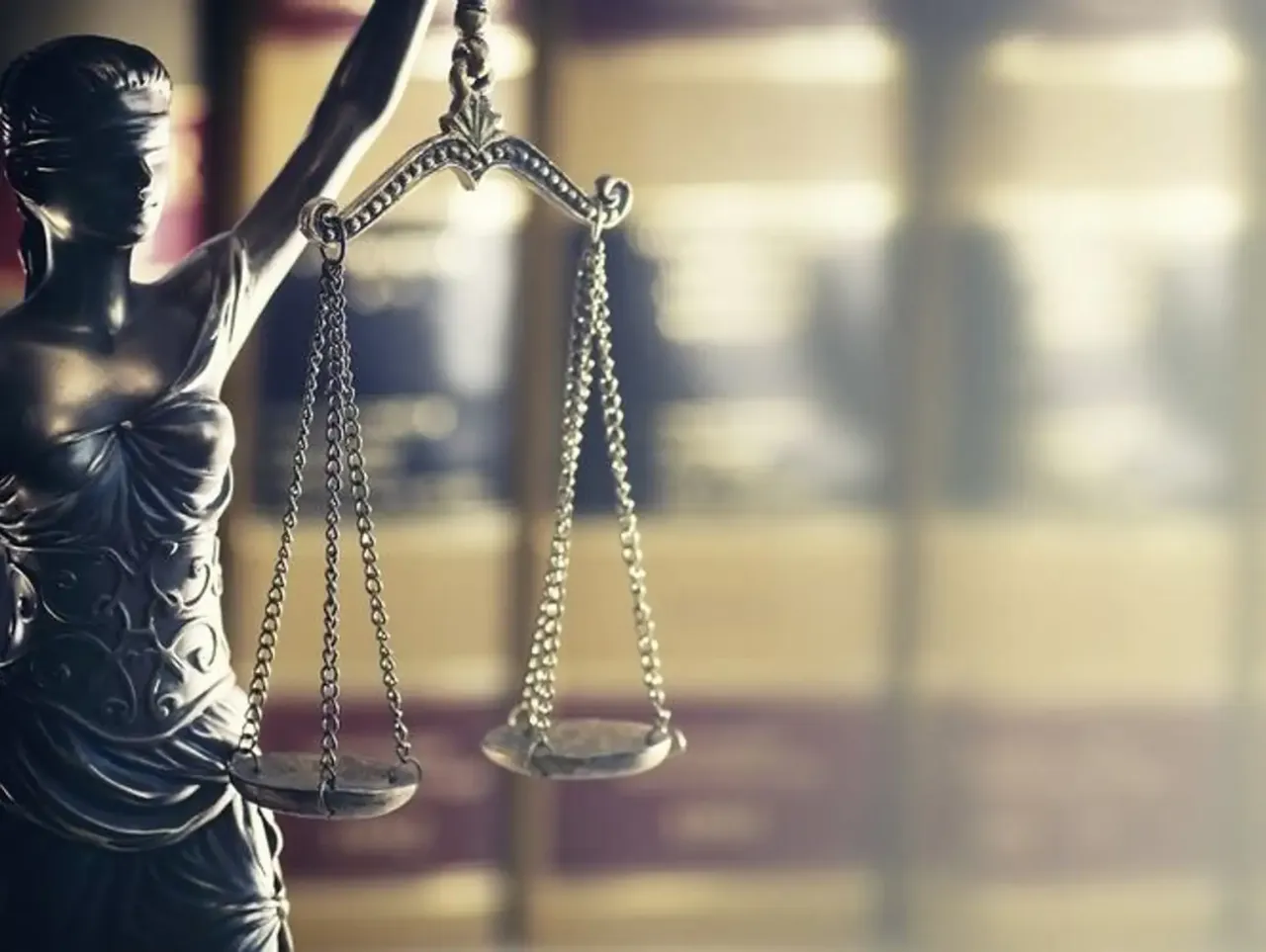 Zdjęcie Czym się różni przestępstwo od wykroczenia? Kluczowe różnice i konsekwencje