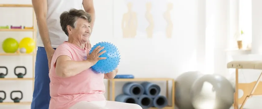 Zdjęcie Jak długo trwa rehabilitacja po udarze w NFZ? Sprawdź szczegóły